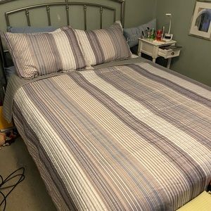BH&G Quilt Set - Queen